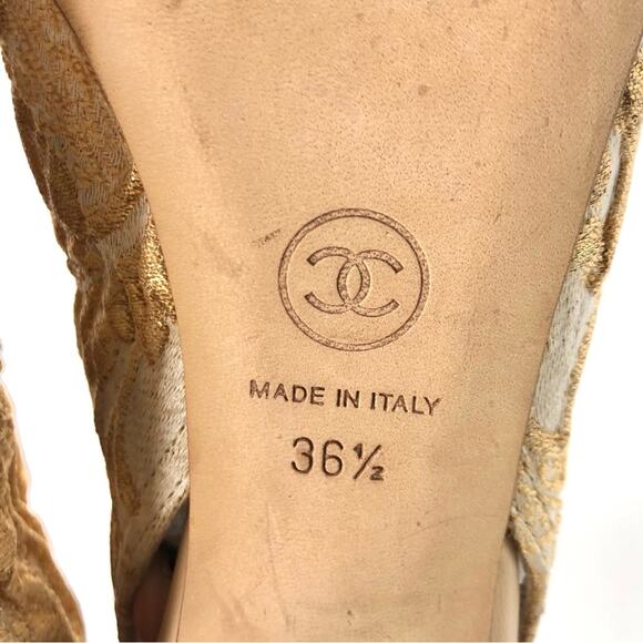 Chanel 2013 Cruise Runway Gold Brocade Interlocking C Lady Gaga Booties 36.5 - Picture 9 of 13